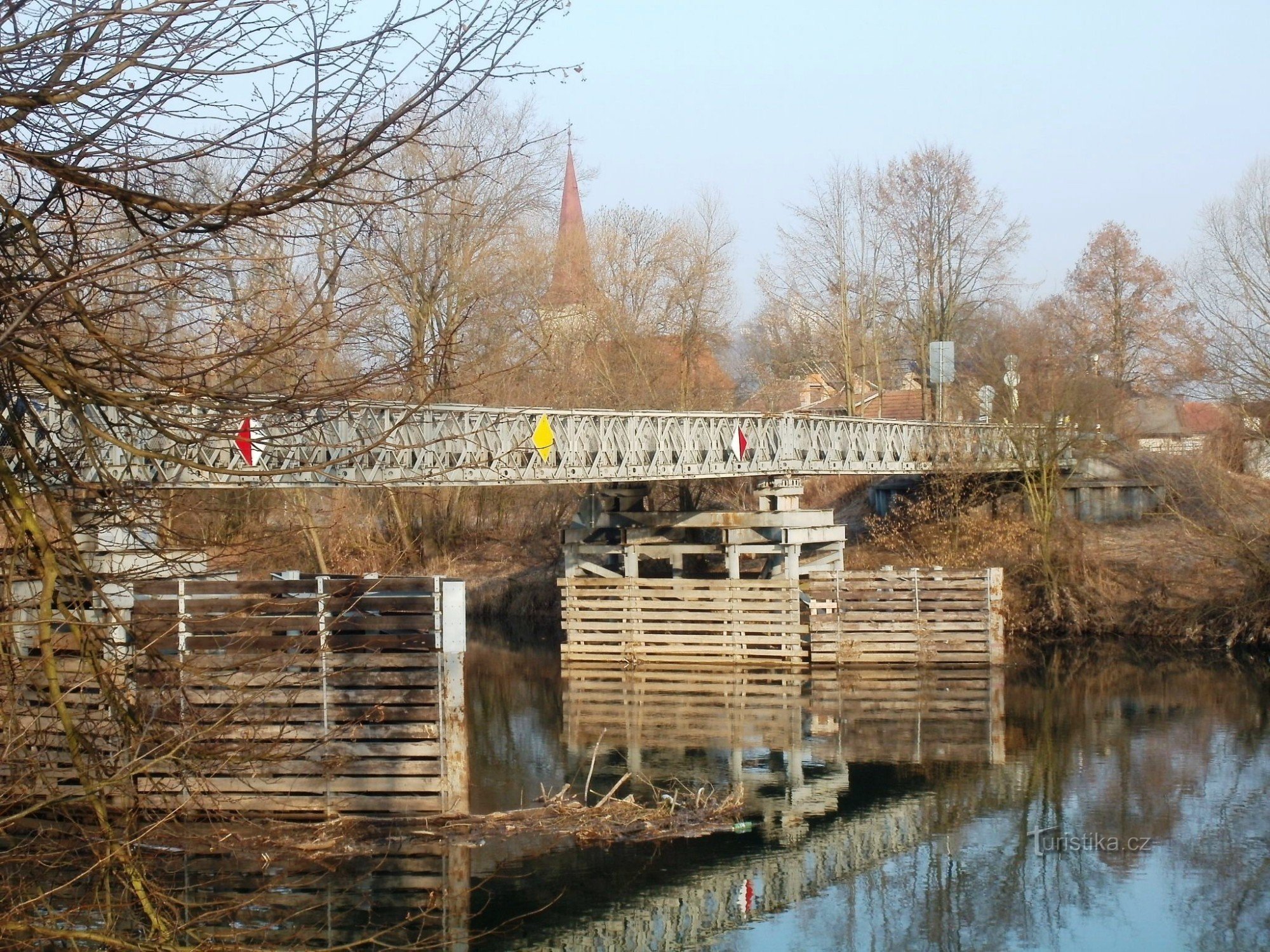 Kunetice - pont de fer