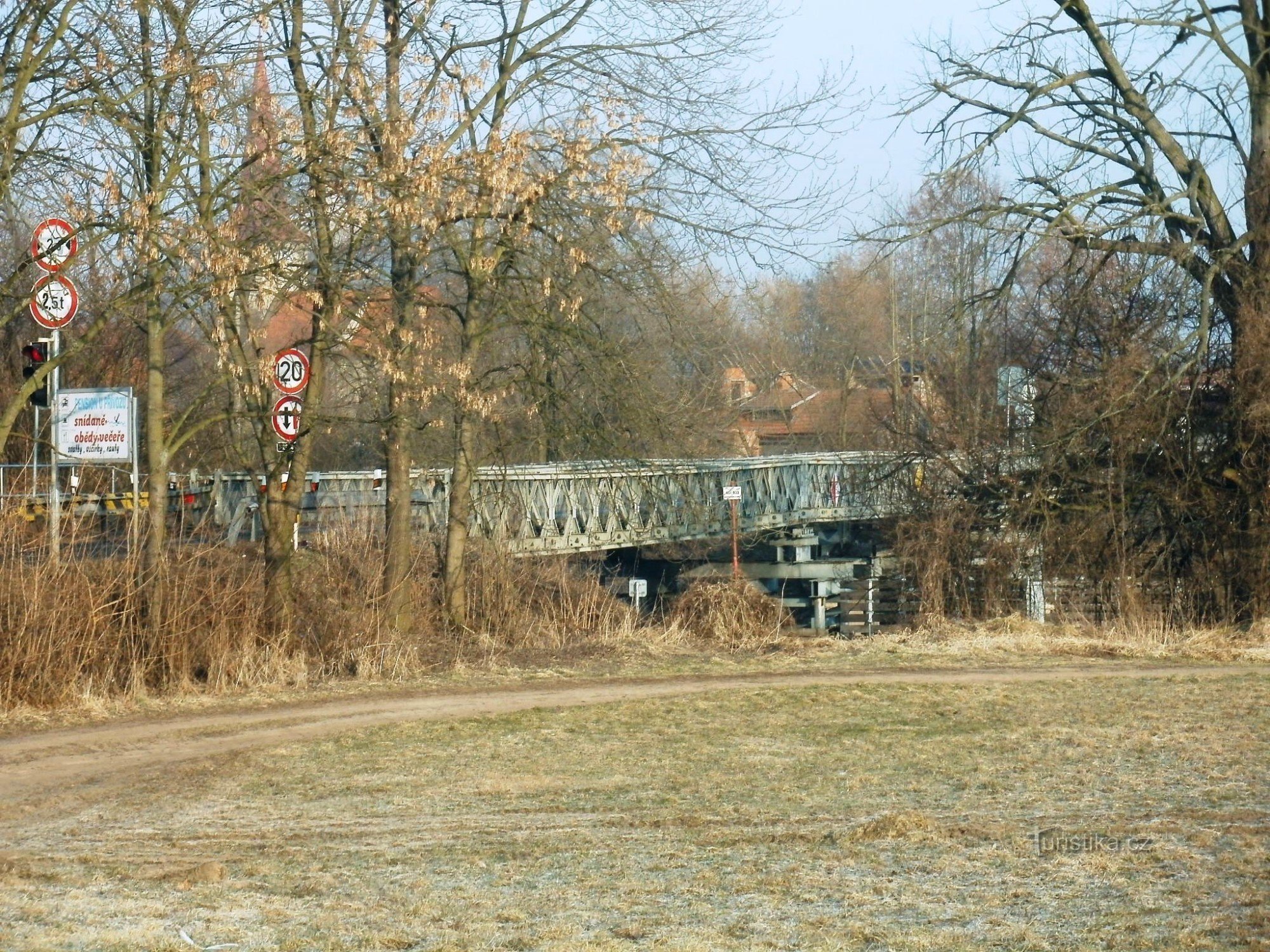 Kunetice - pont de fer