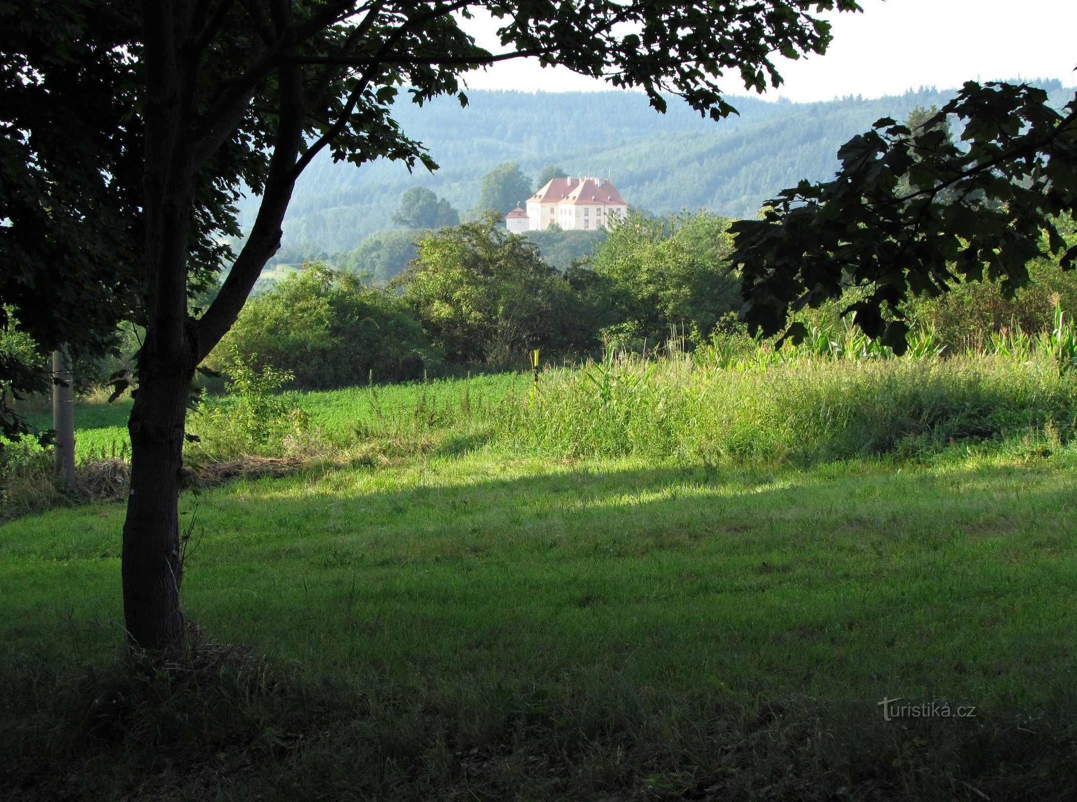 Castillo de Kunštát desde la distancia