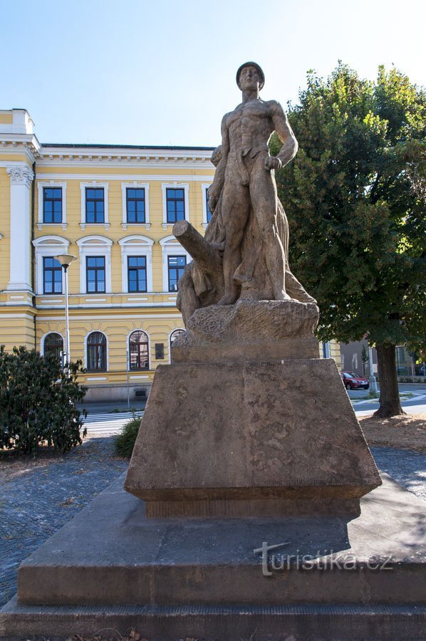 Солдат з нетерпінням чекає