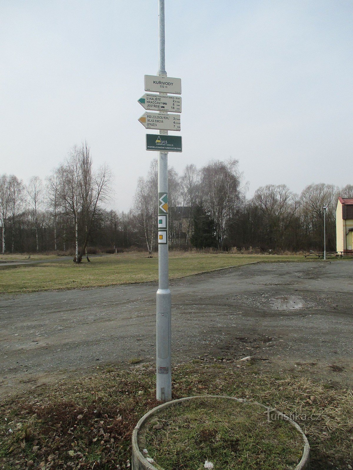 Kuřivody - Tourist crossroads