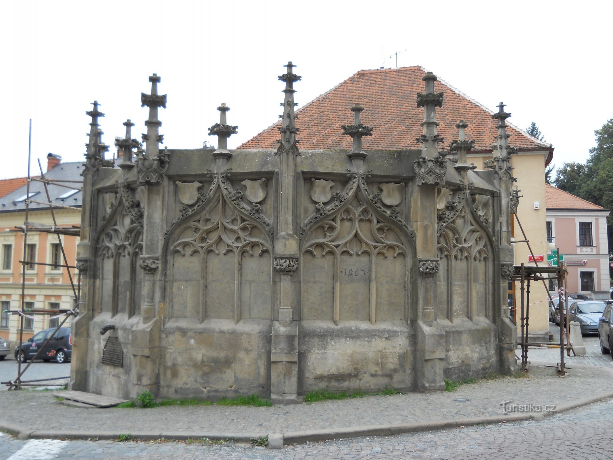 Kutná Hora - fontaine en pierre