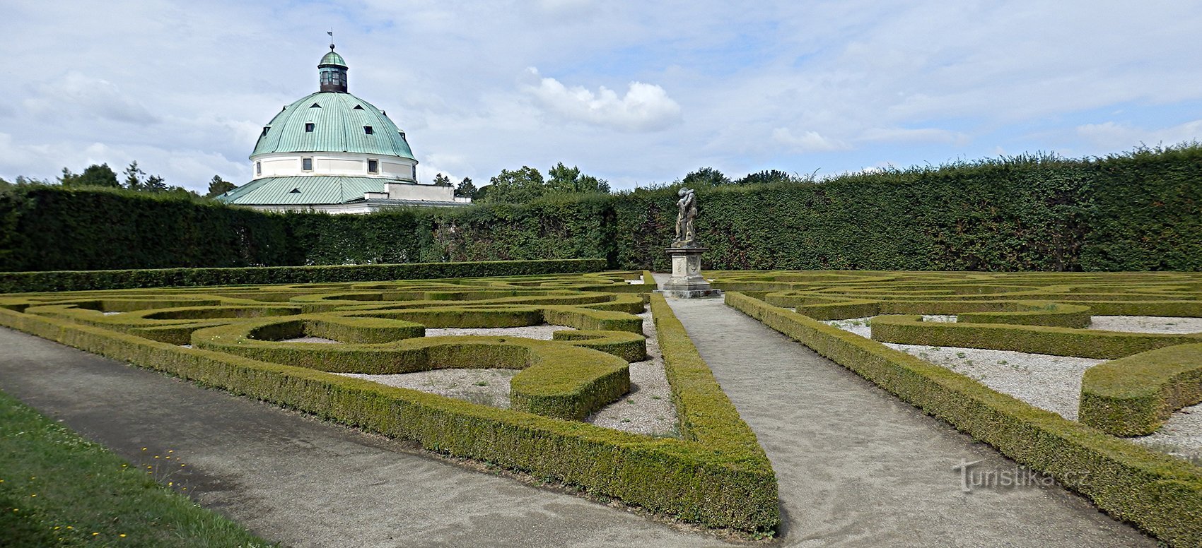 Květná zahrada je jediným parkem tohoto typu v celé Evropě