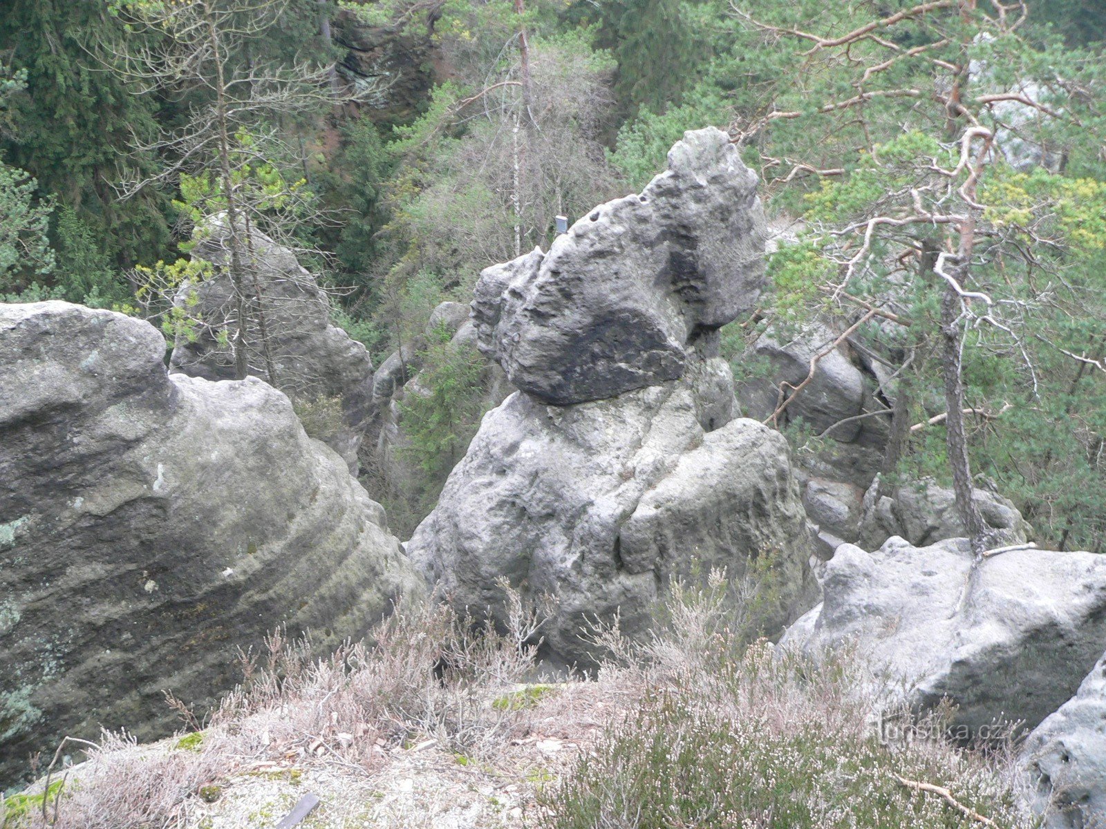 基约夫山谷