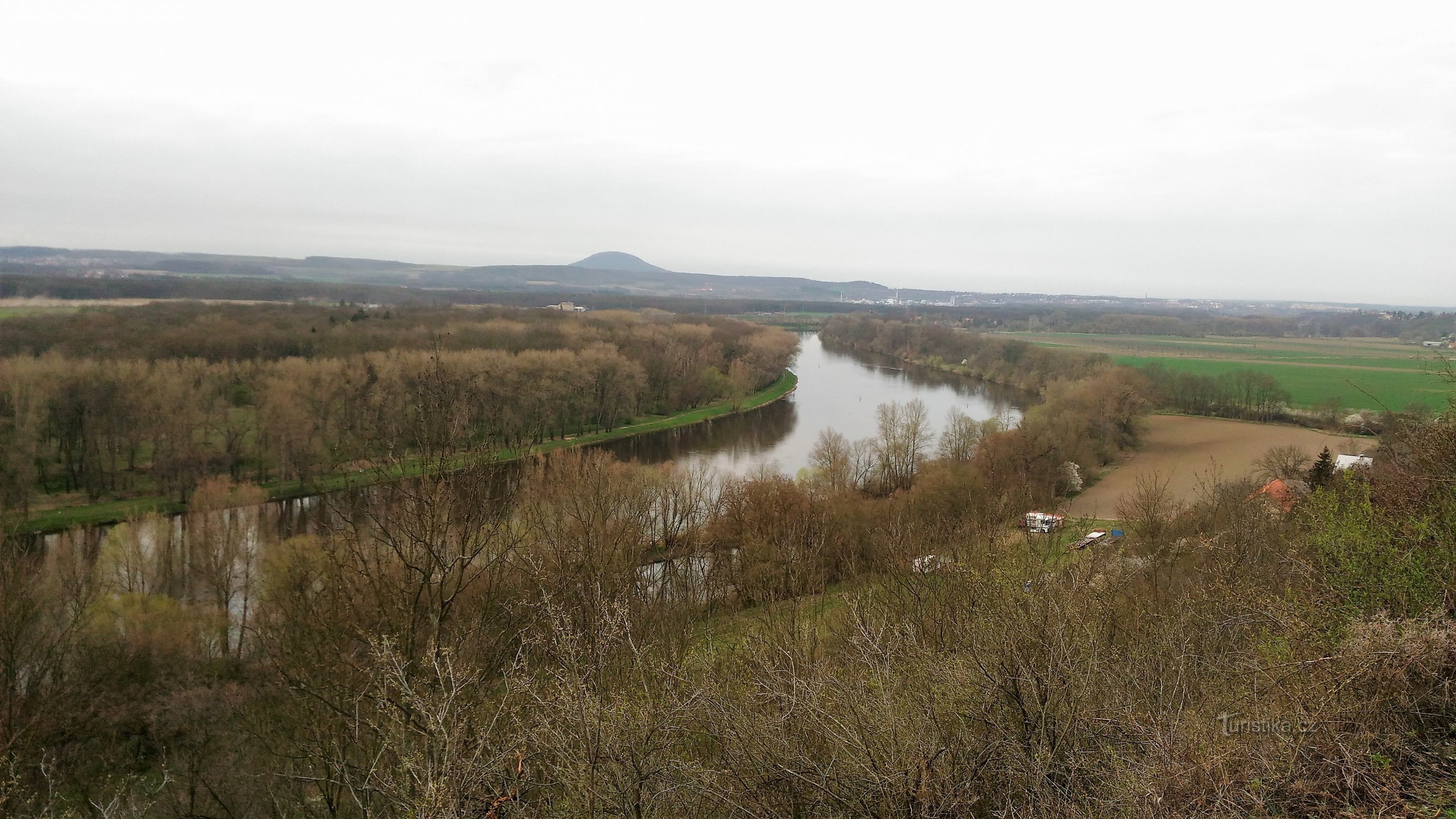 Elbe razgledišče Hoštek.