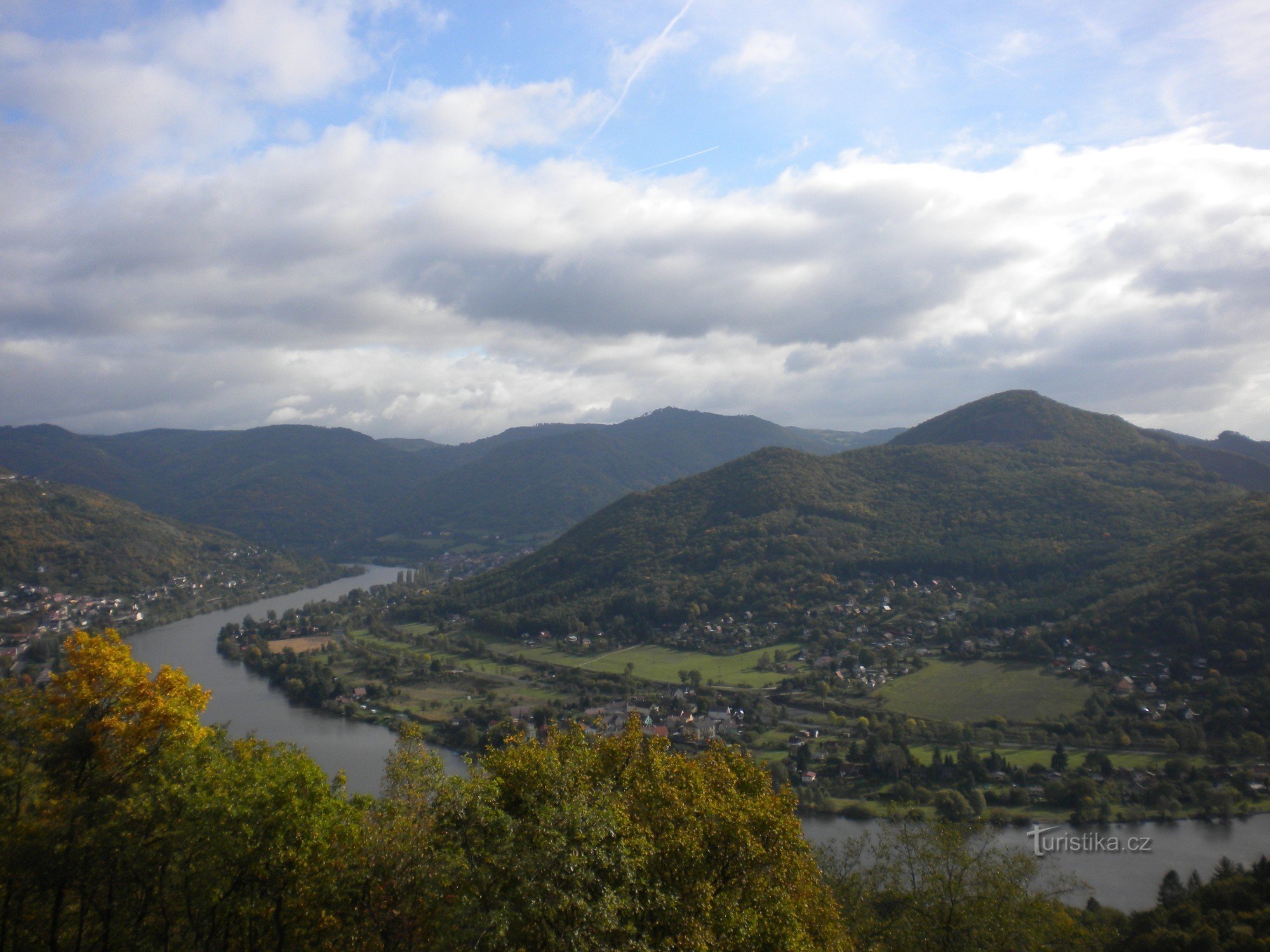 Dolina Łaby w kierunku Ústí nad Labem.