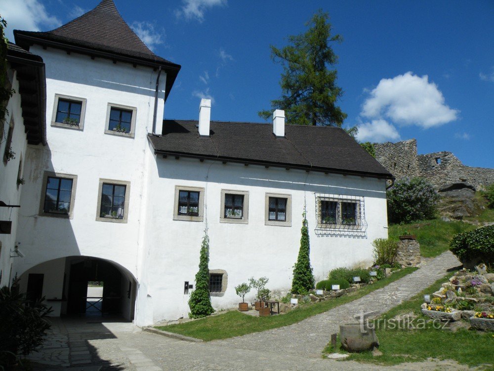 Landštejn, cour