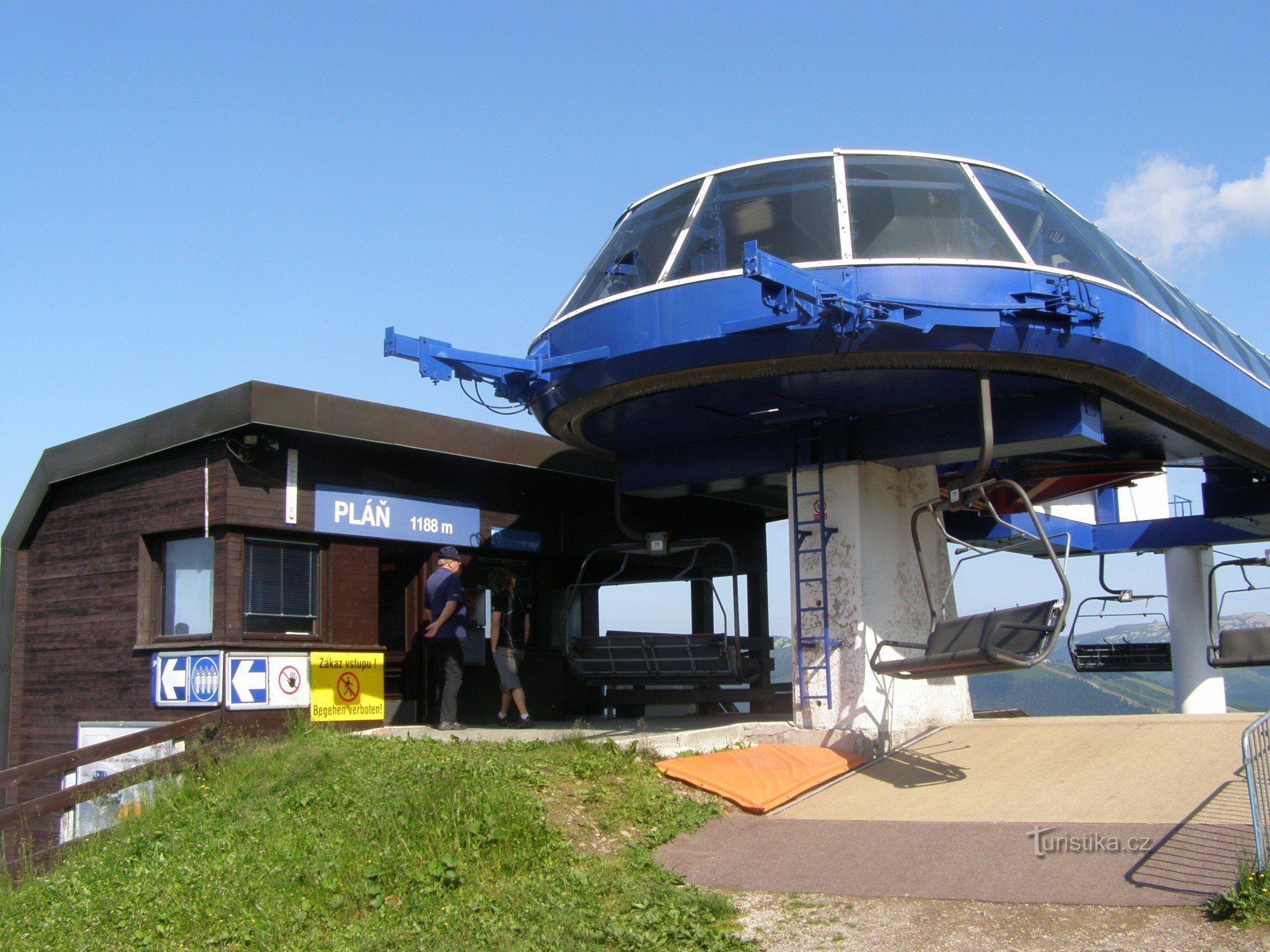 teleférico para Pláň - estação superior