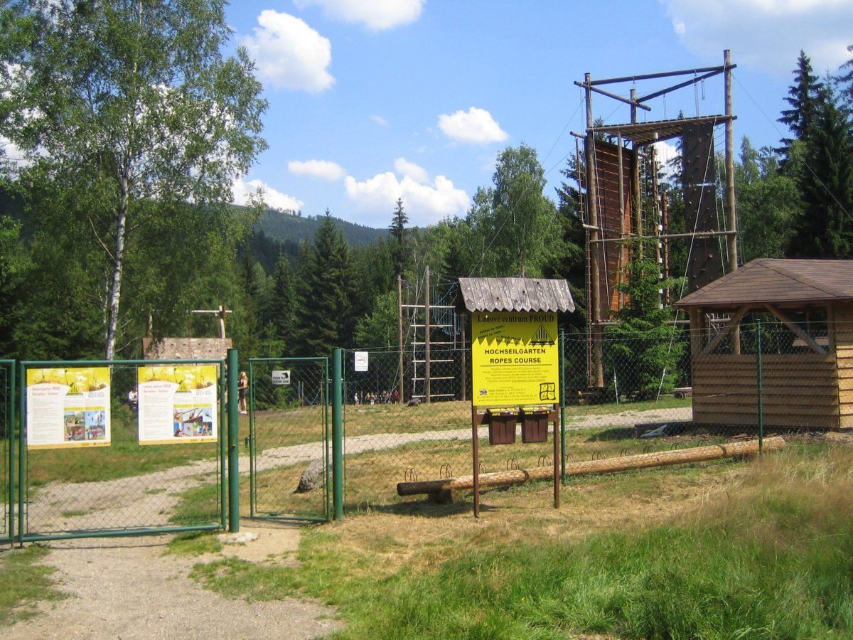 Centro de cuerdas ORGULLOSO en Harrachov