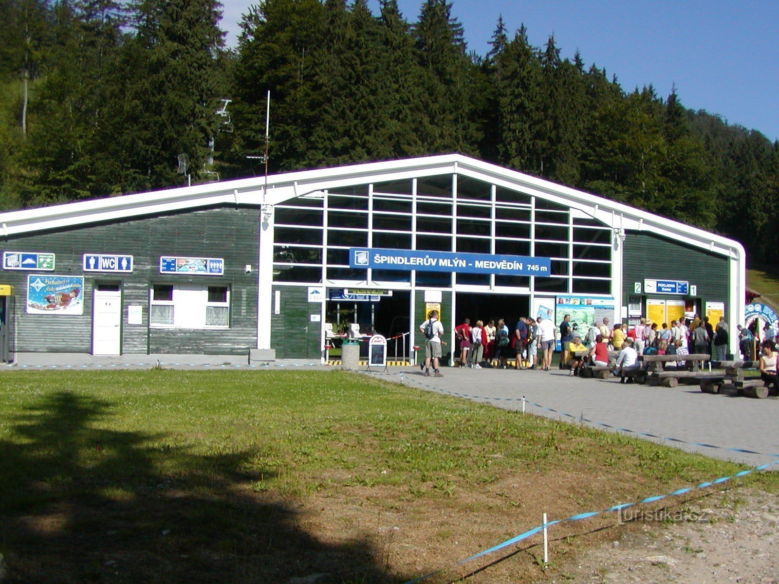 Cable car to Medvědín - lower station - year 2009