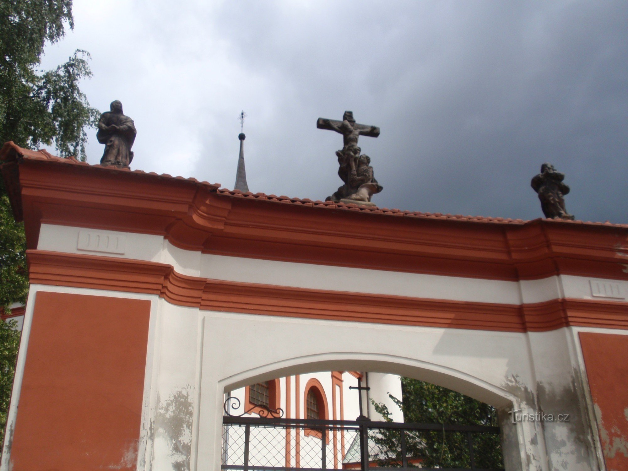 Lanškroun - igreja do cemitério de St. Ana