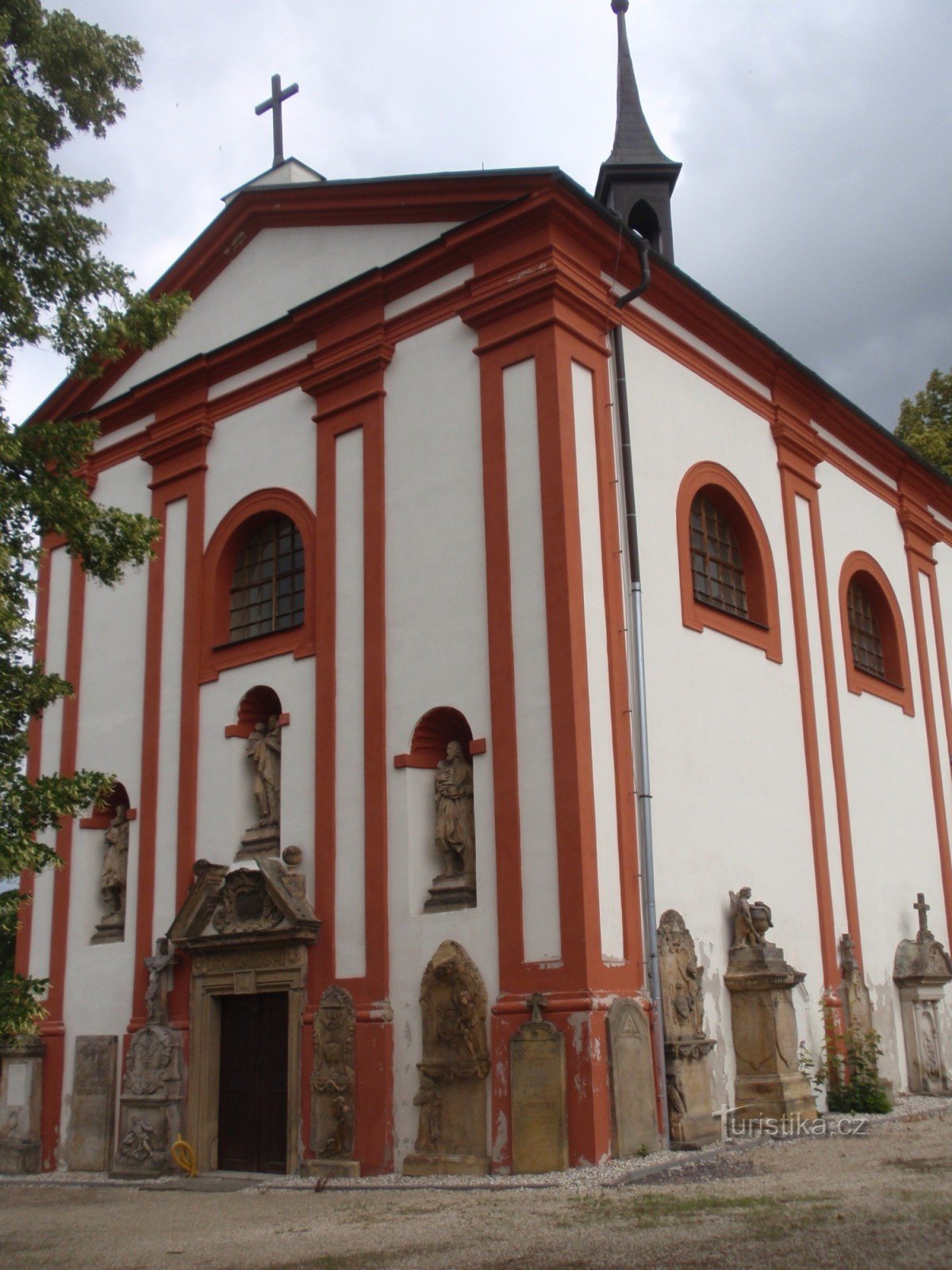 Lanškroun - igreja do cemitério de St. Ana