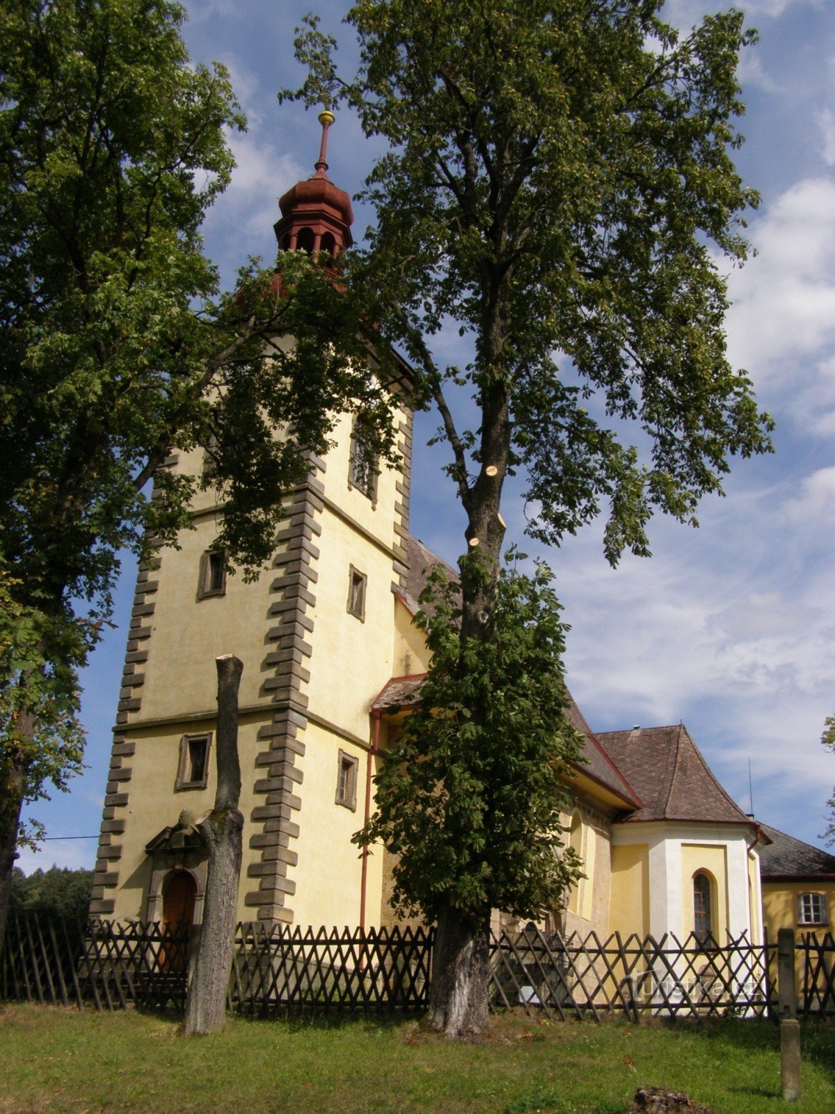 Lanžov - Kirche St. Bartholomäus