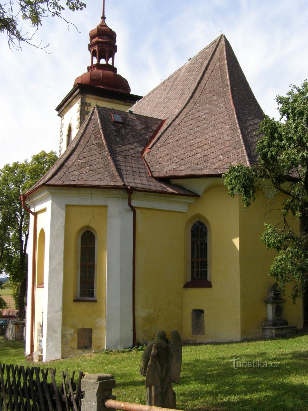 Lanžov - Église de St. Barthélemy