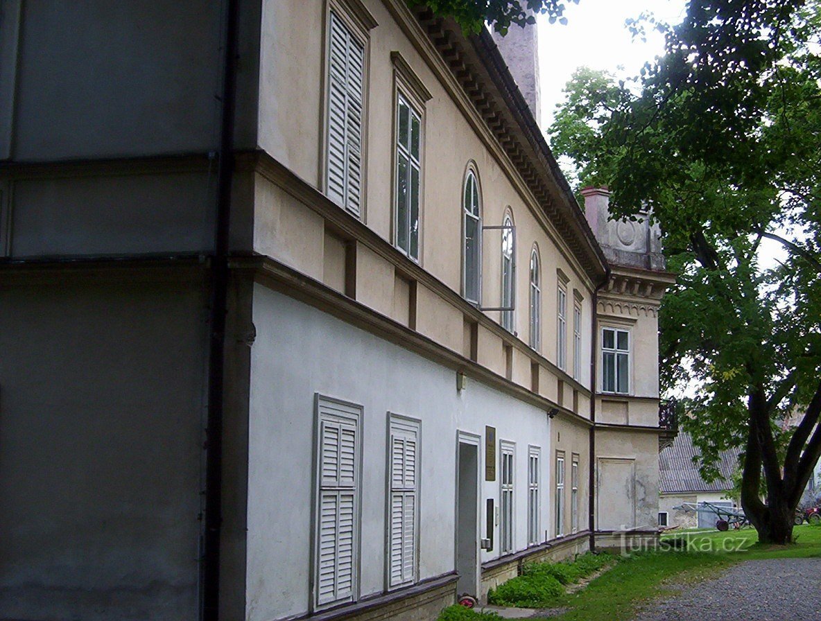 Laškov-château-façade sud-Photo : Ulrych Mir.