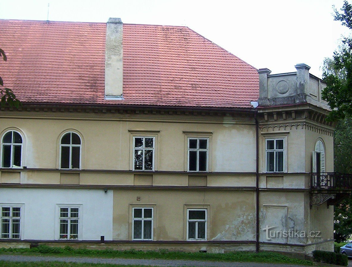 Laškov-Schloss-Südfassade aus dem Park-Foto: Ulrych Mir.
