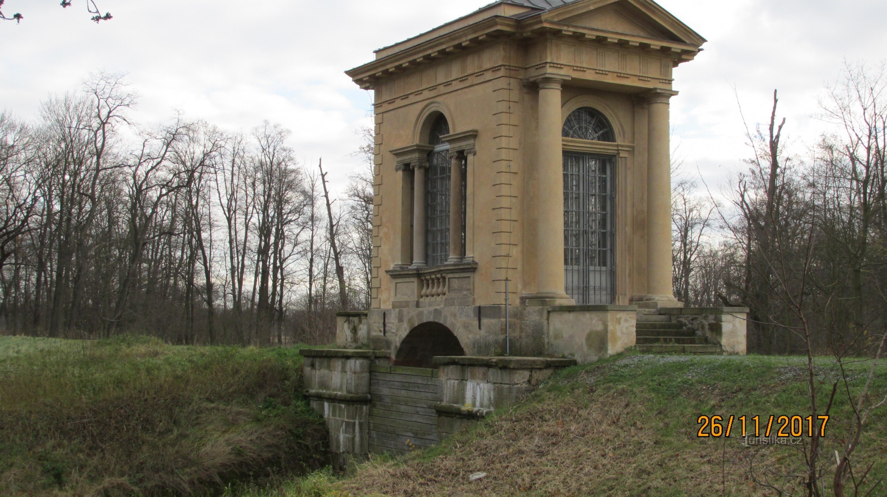 Laudon's pavilion at the Veltrusy castle