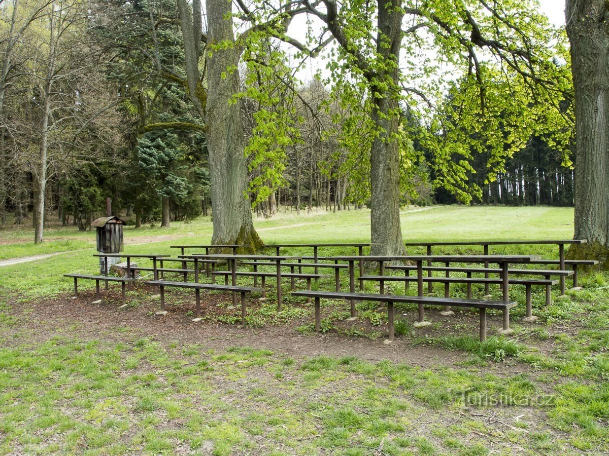 Bancs pour les rafraîchissements