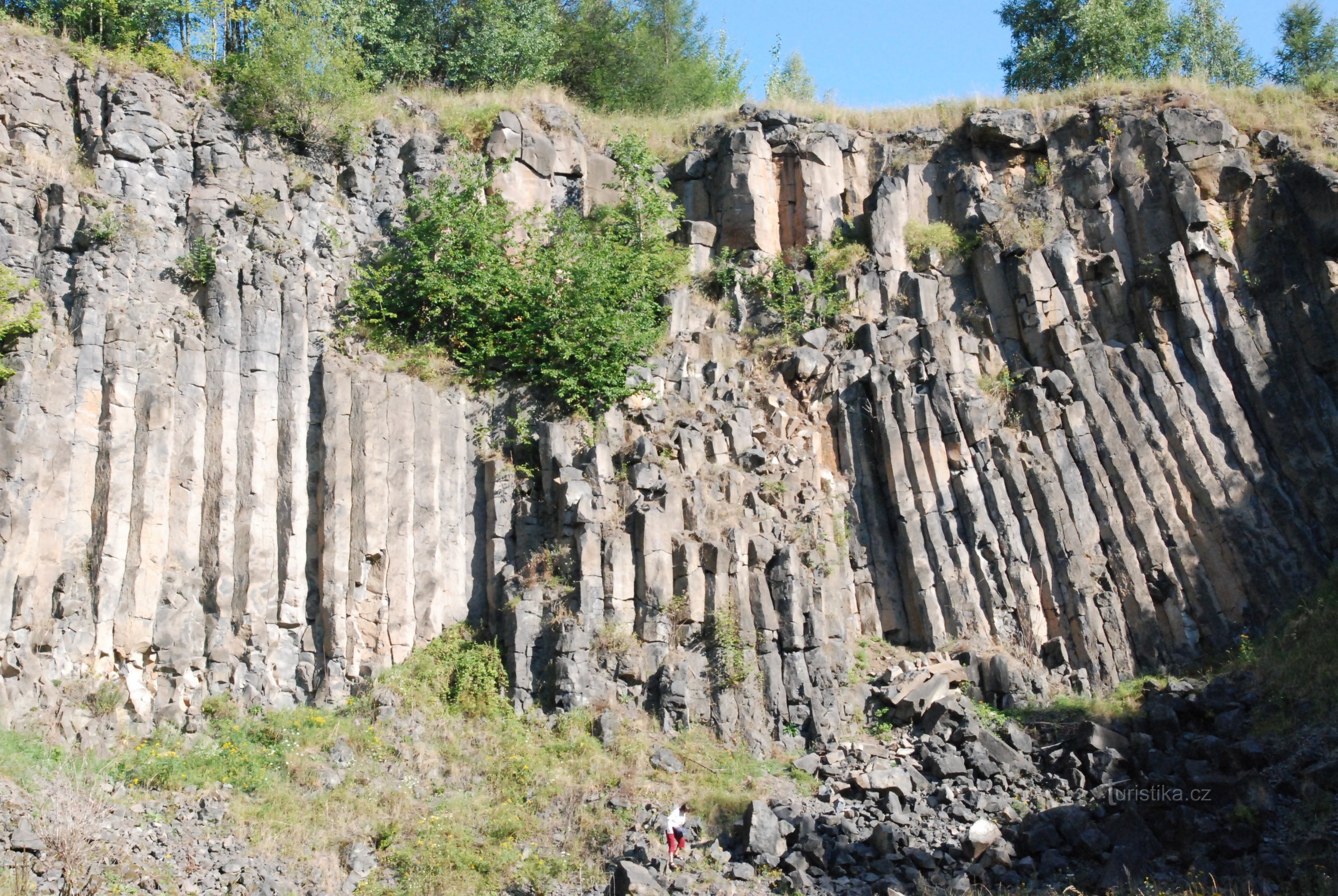 Flujo de lava cerca de Mezyna