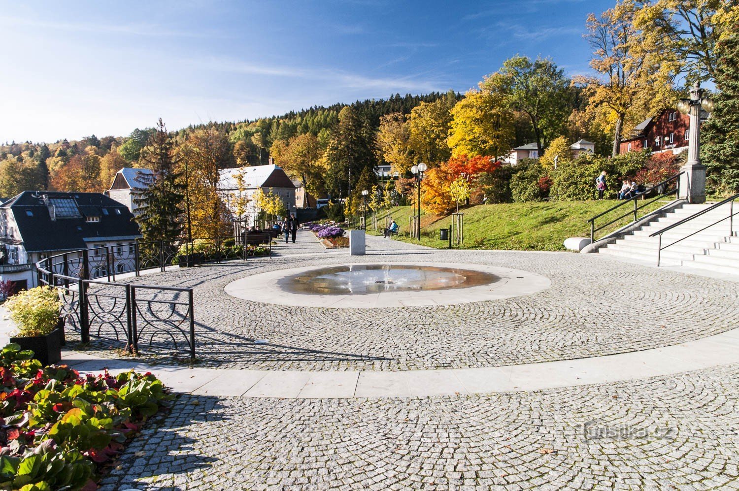 Spa promenade