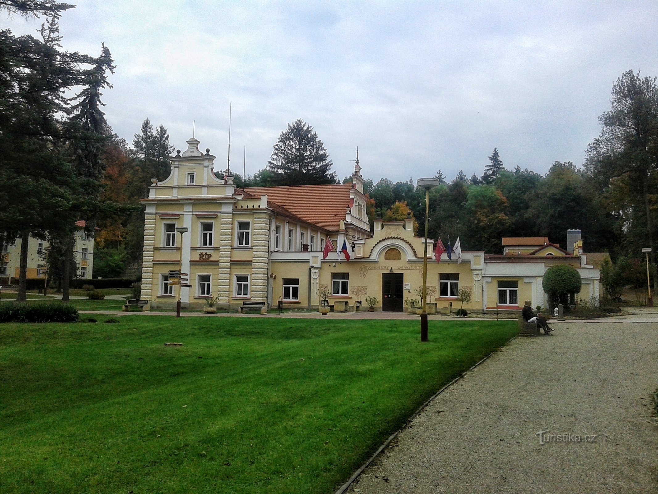 Casa balneară Říp