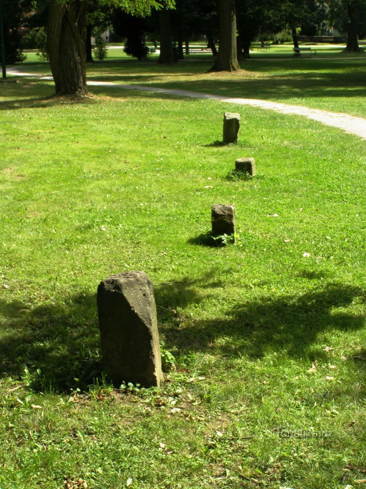 Lázně Bělohrad - ein Lapidarium aristokratischer Denkmäler