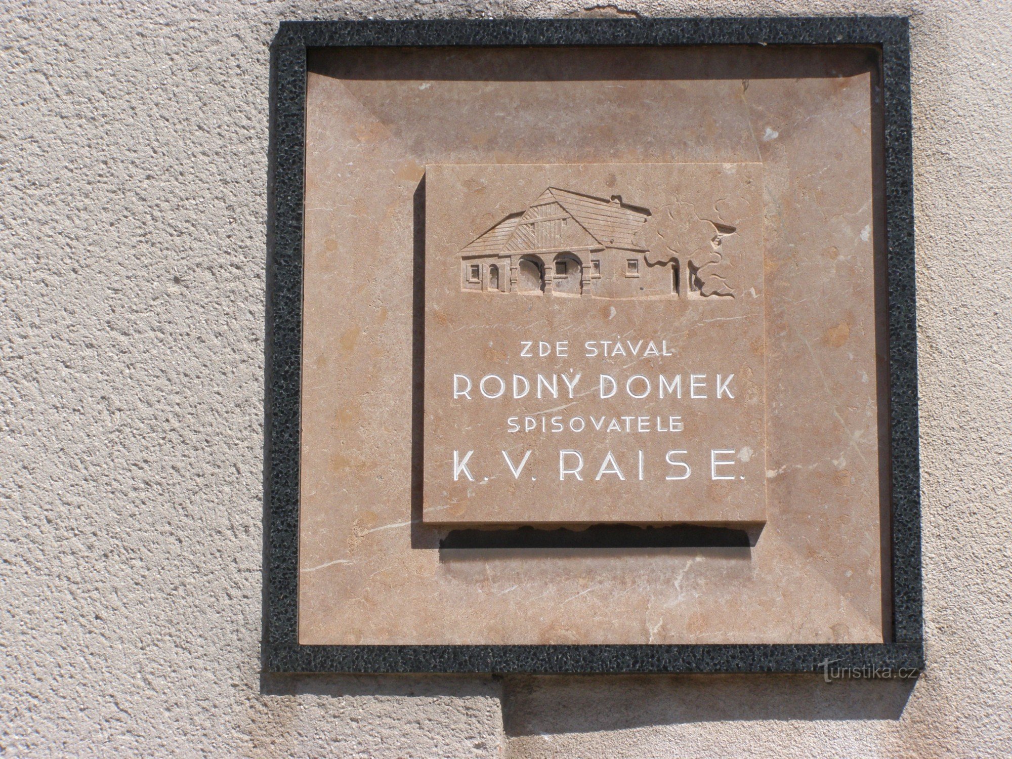 Lázně Bělohrad - plaque commémorative du lieu de naissance de KV Raise