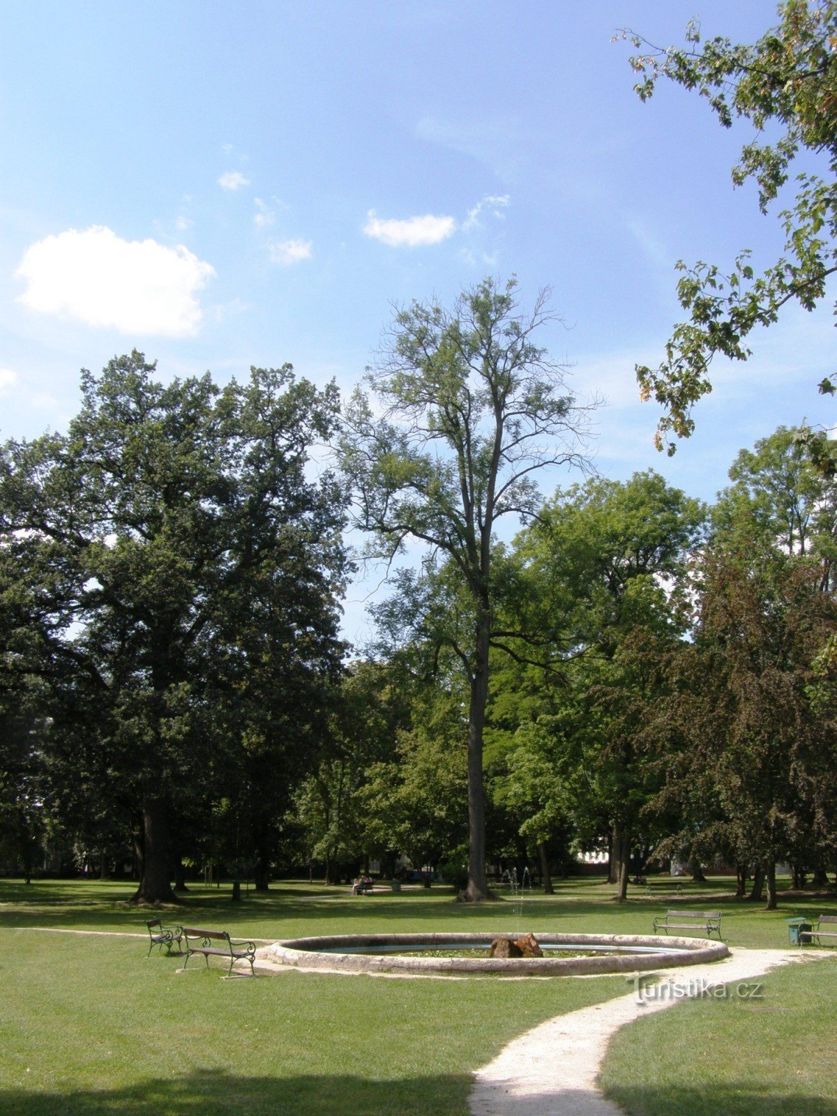 Bělohrad spa - castle park