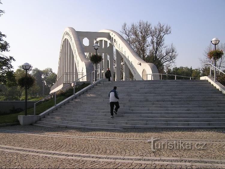 Lázně Darkov: Lázně Darkov - Brücke über Olša