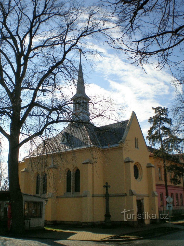 Spa Tousen - igreja de St. Floriana