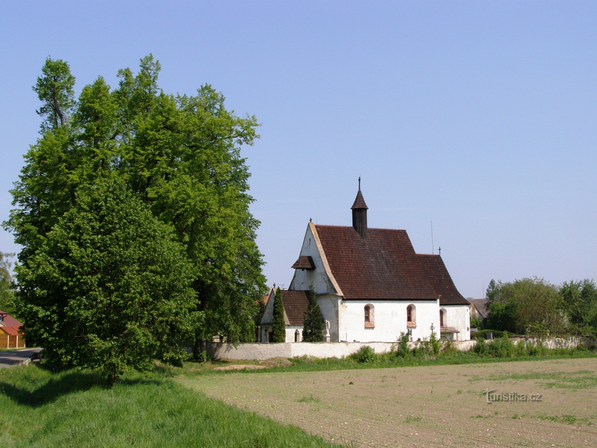 Ledce - kerk van St. Maria Magdalena