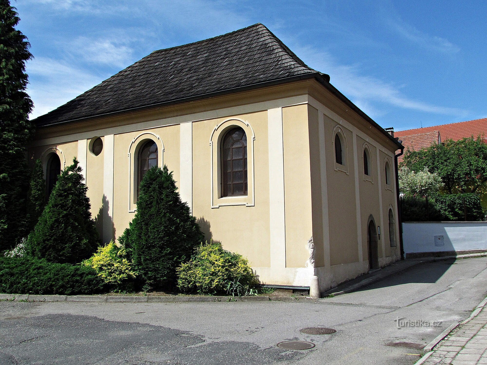 Ledečin synagoga