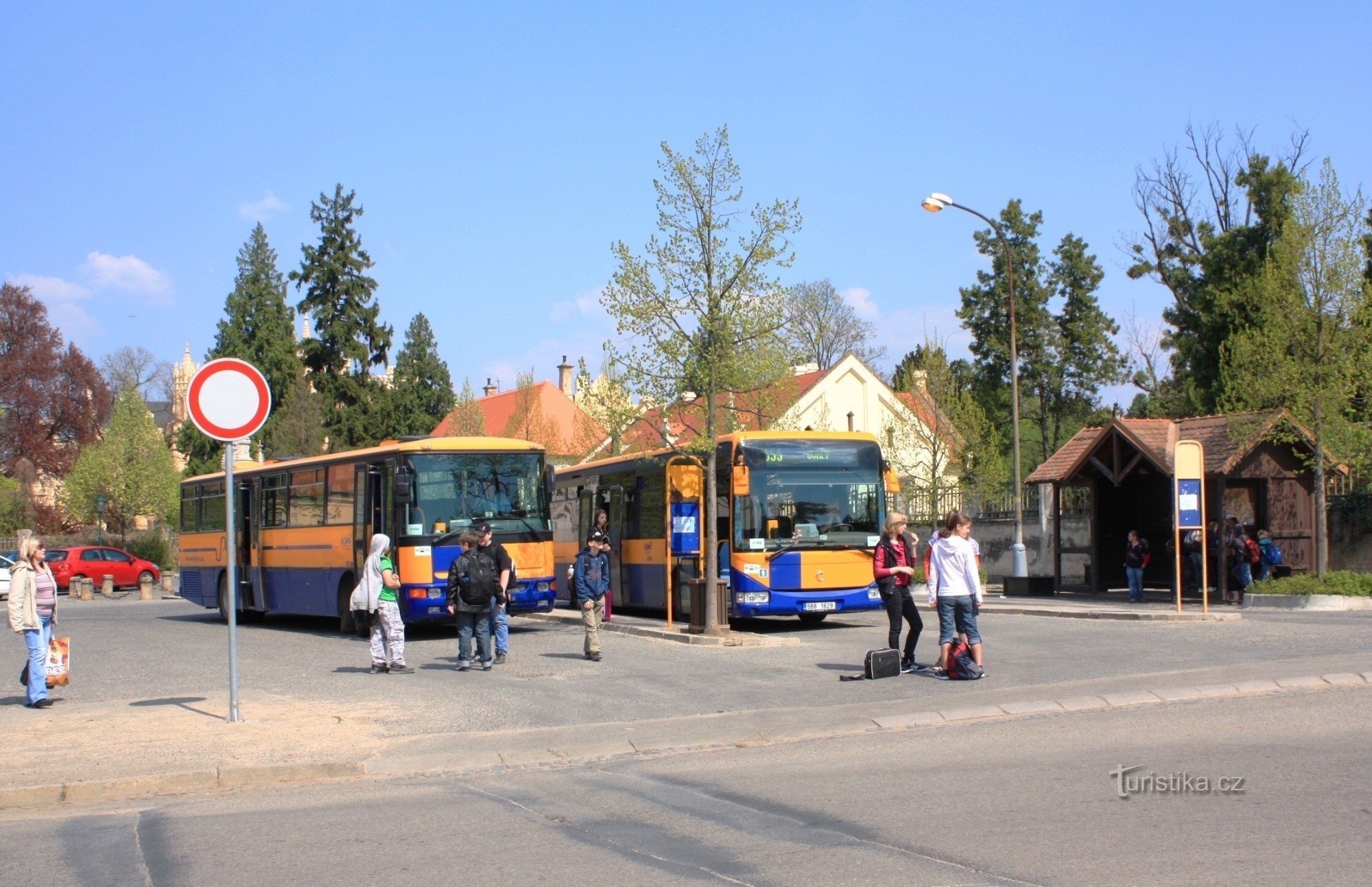 Lednice - autobusové stanoviště