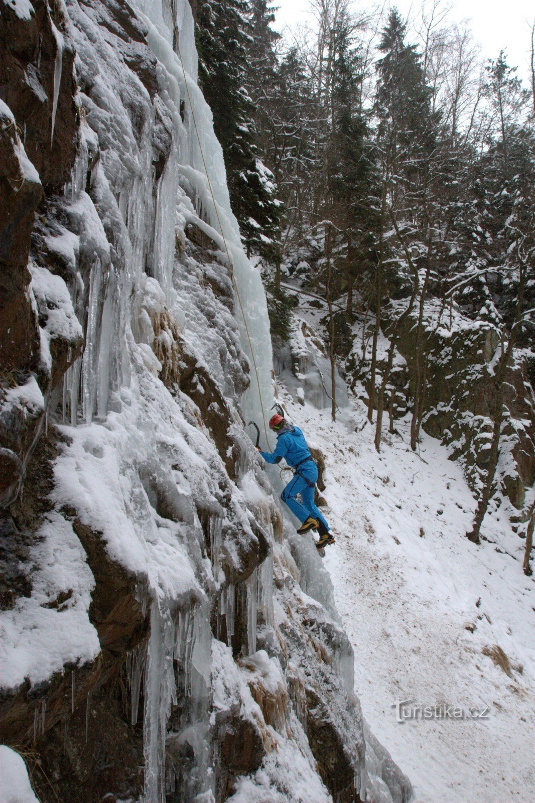 Escalade sur glace près de Kytlice