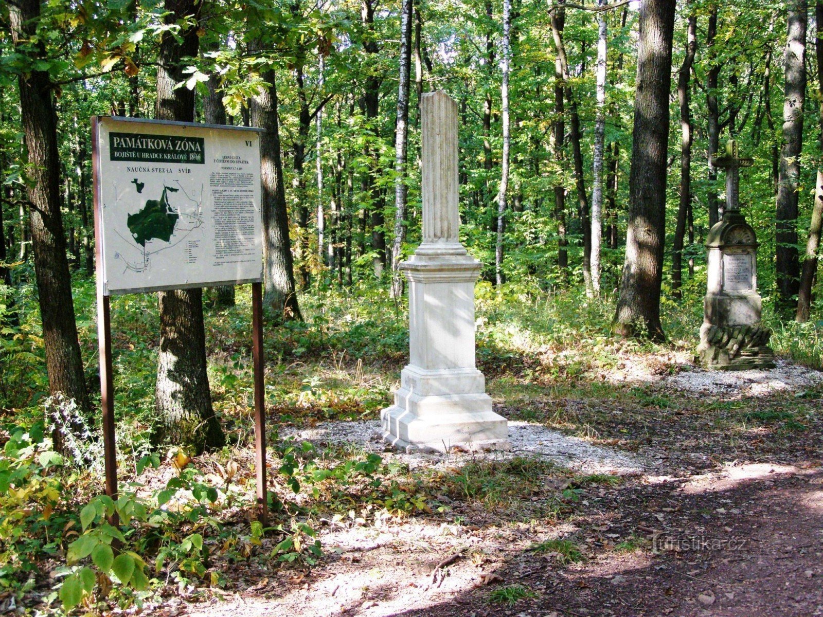 Les Svíb - monumento a Carl Poeckh