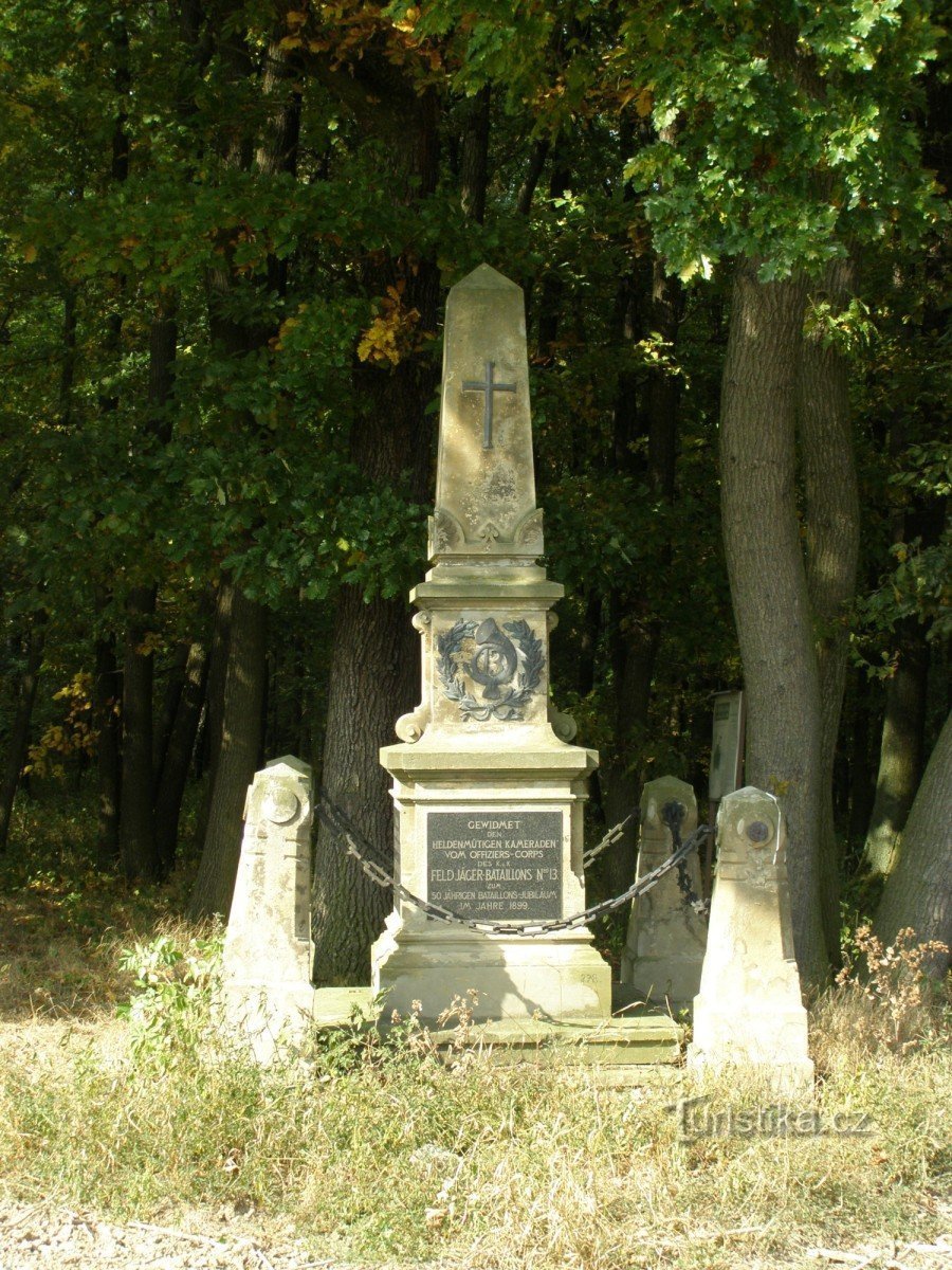 Les Svíb - monumento del 13. ° batallón austriaco de cazadores de campo