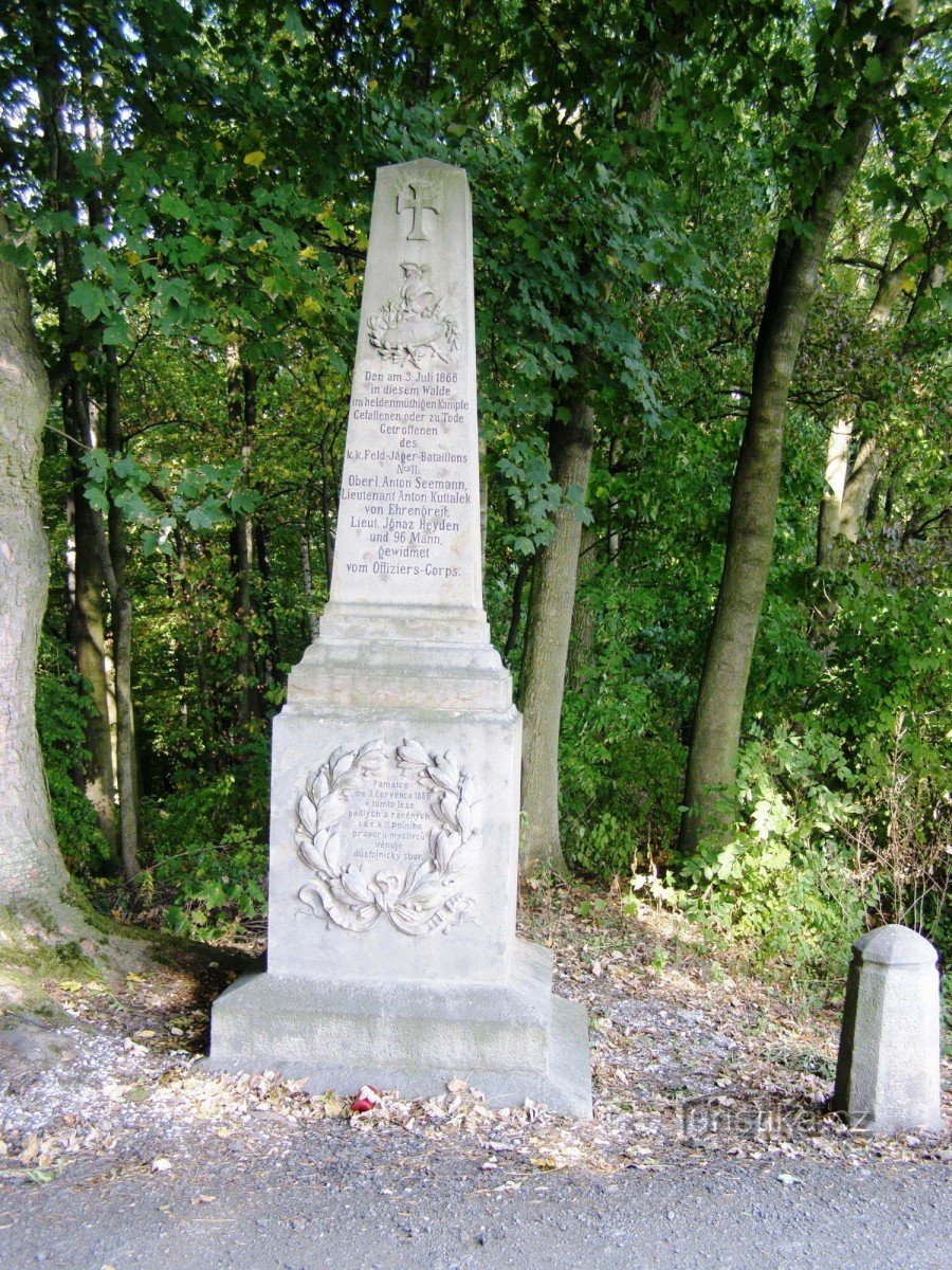 Les Svíb - monument över det österrikiska infanteriregementet nr 67