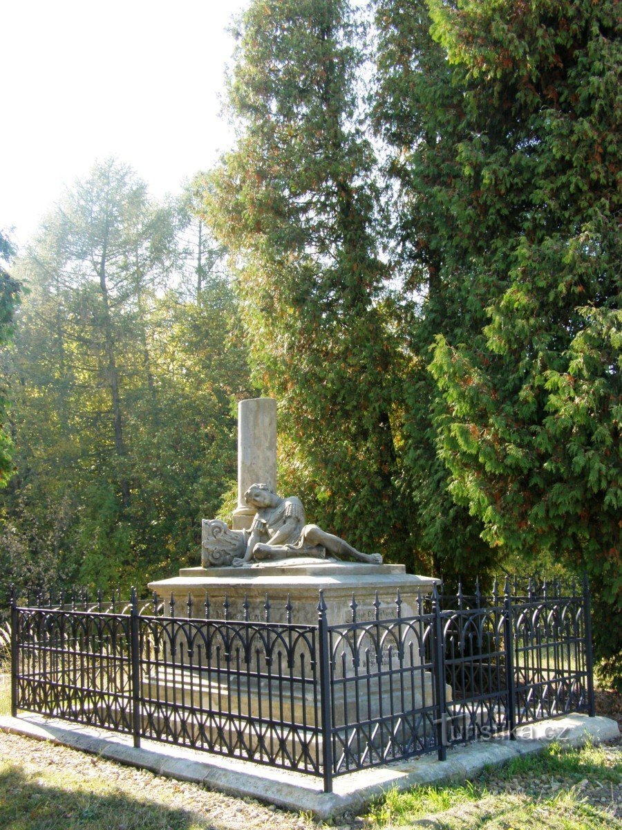 Les Svíb - romerskt monument