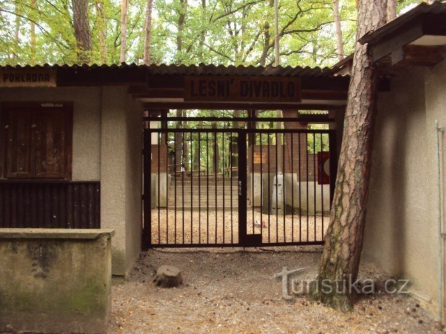 forest theater Řevnice