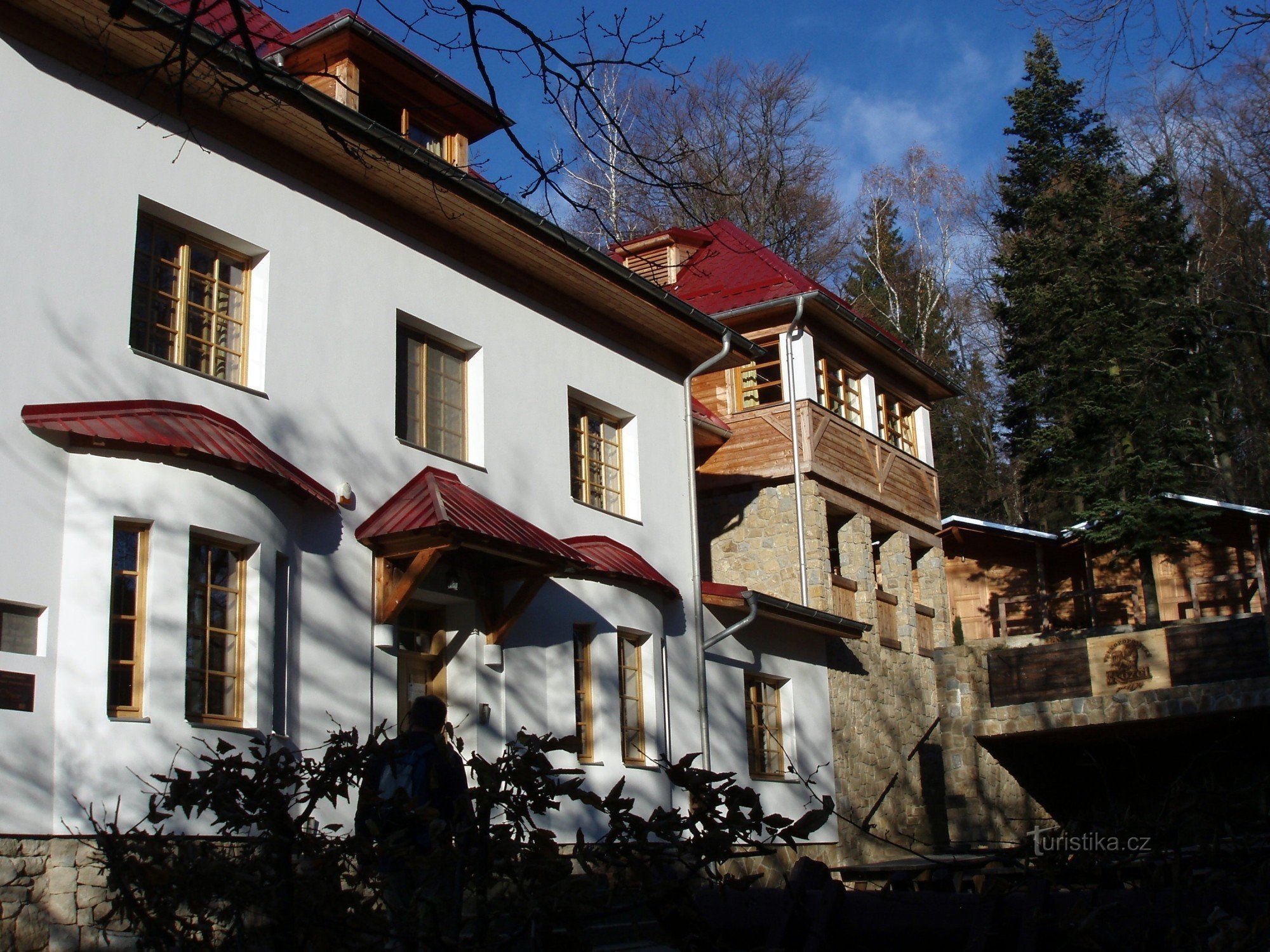 Casa de embarque florestal Bunc