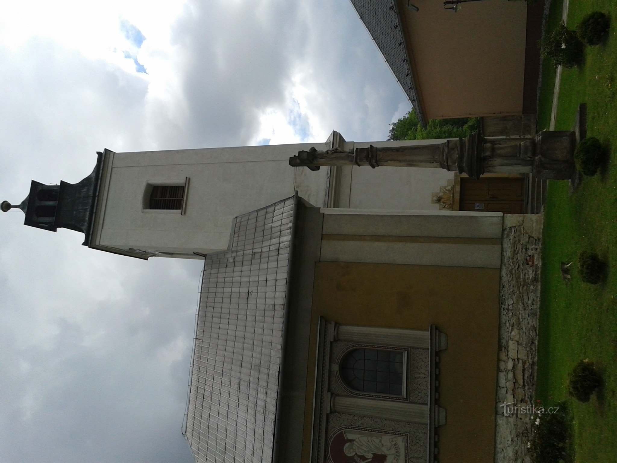 Zábřeh近くのLesnice - St. Václav Vétšího教会