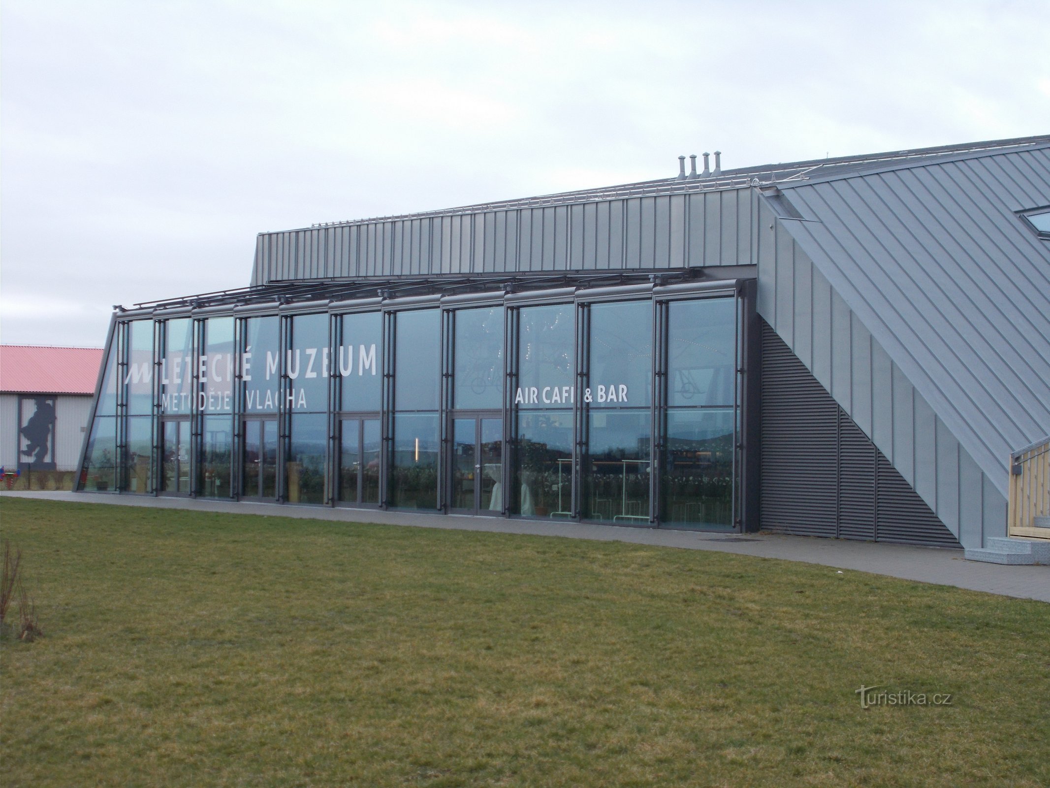 Museo de Aviación Metoděj Vlach