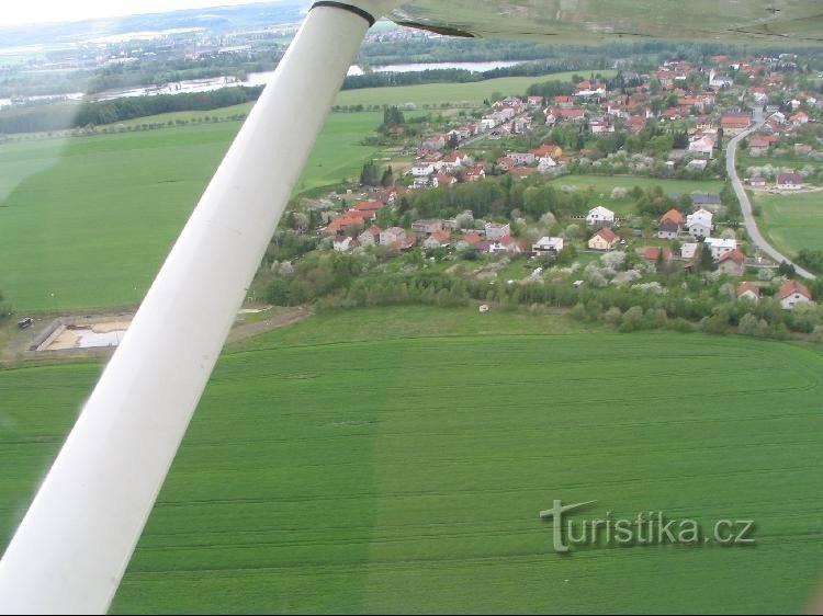 Letecký pohled z jihu od letiště