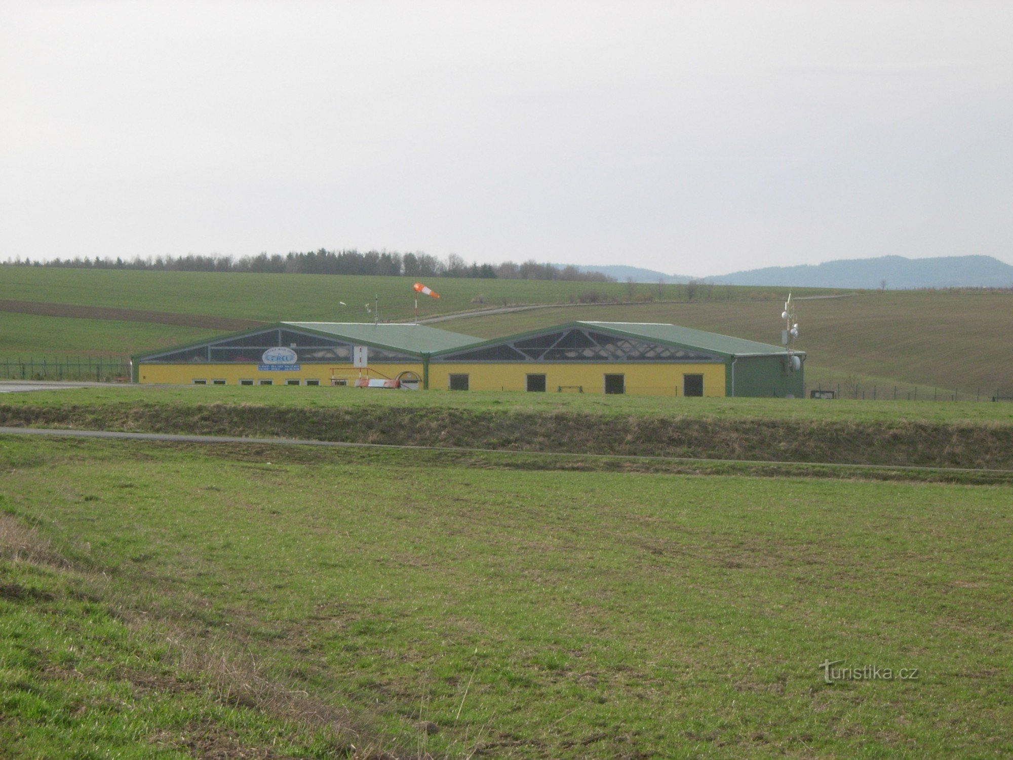 Flughafen Štípa