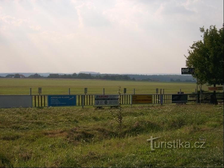 Area aeroportuale: all'inizio degli anni Trenta, l'aviazione a Kladno ha registrato un vero e proprio