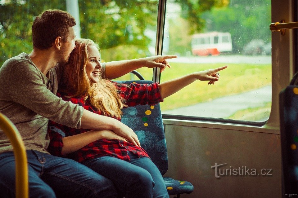 Letíte do světa? Zkraťte si cestu z nádraží na letiště přímým autobusem Airport Express