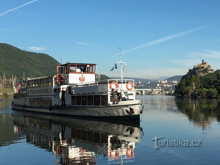 Summer Litoměřice ofrecerá monumentos barrocos, paseos en barco y un autobús en bicicleta a los alrededores.