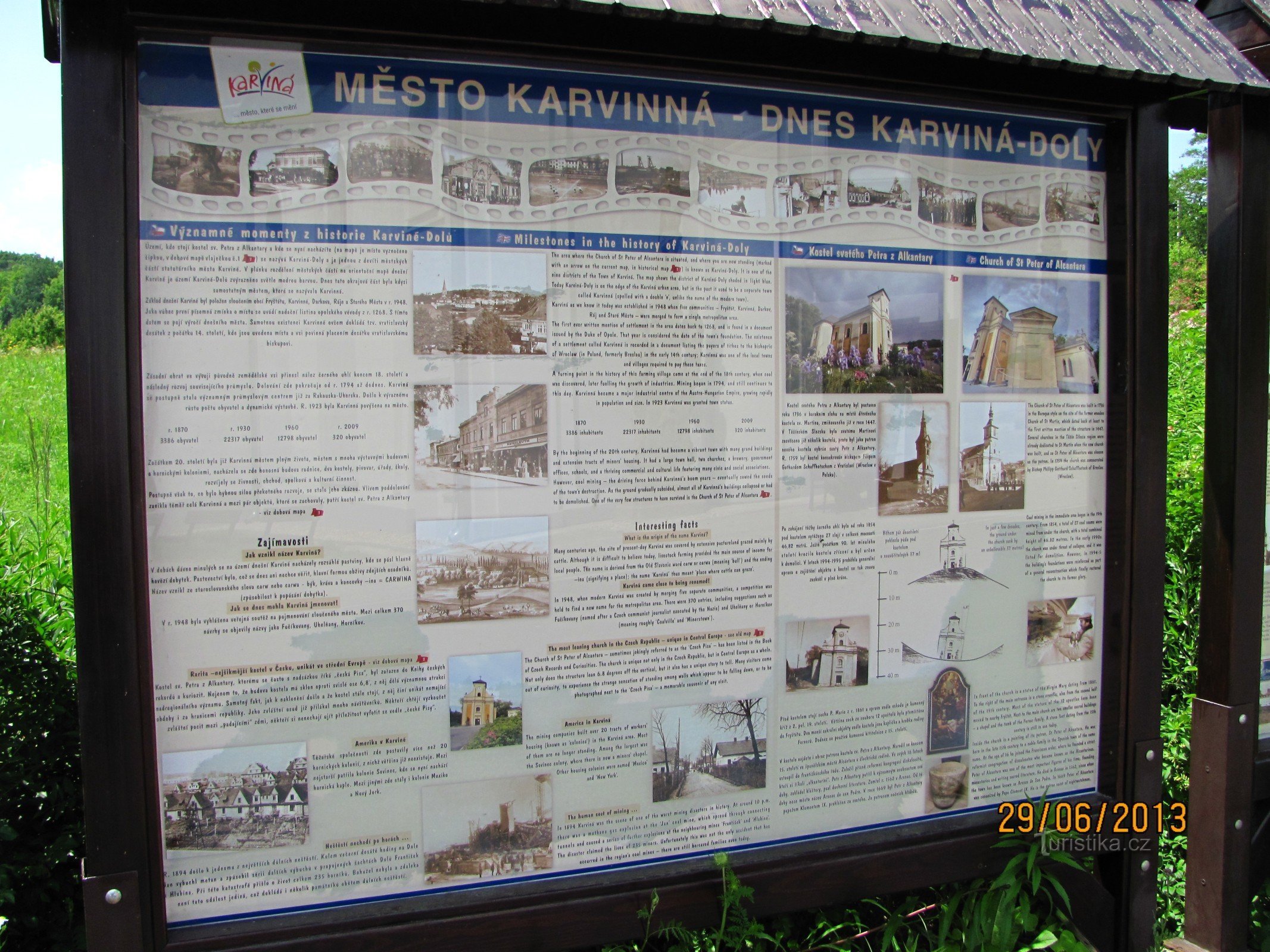 Visites estivales de l'église penchée de Karviná