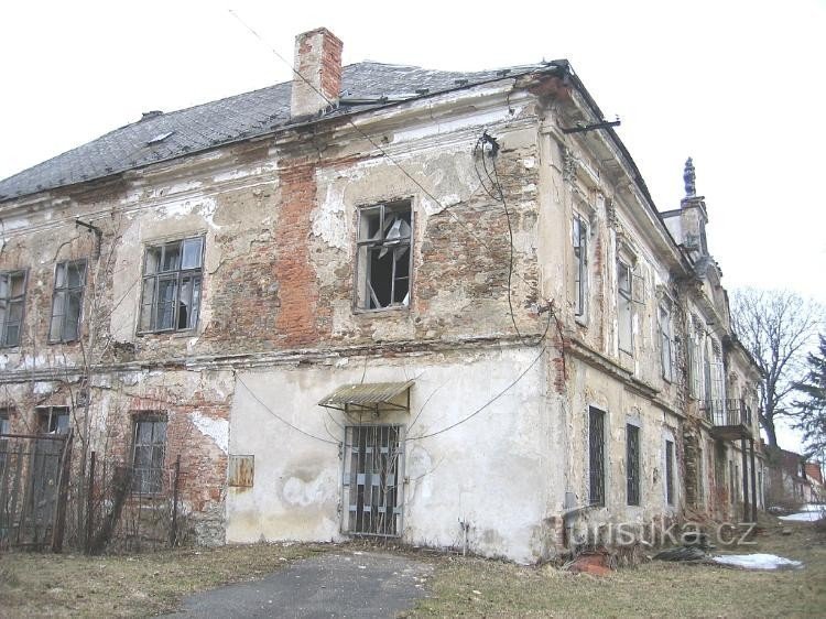 Aile gauche du château