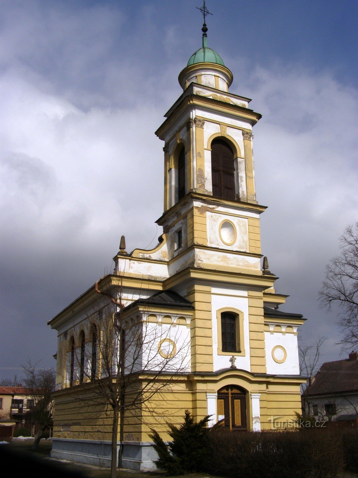Lhota pod Libčany - Pyhän Kolminaisuuden kappeli